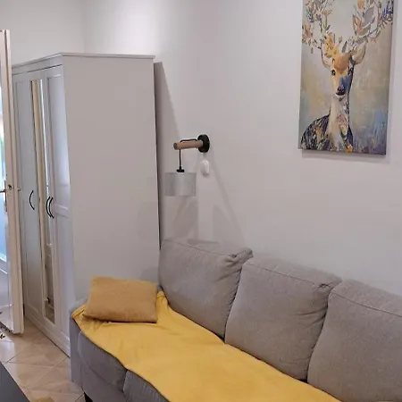 Anna' House Apartment Bük